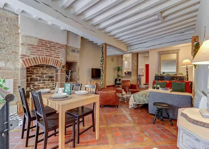 Appartamento L'authentique - Cinema - Unique - Hypercentre - Rent Immo *